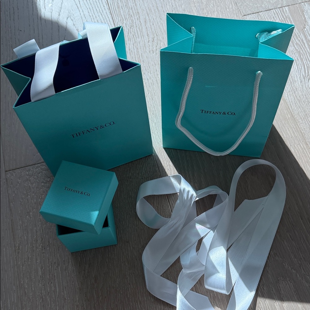 Tiffany & Co. set